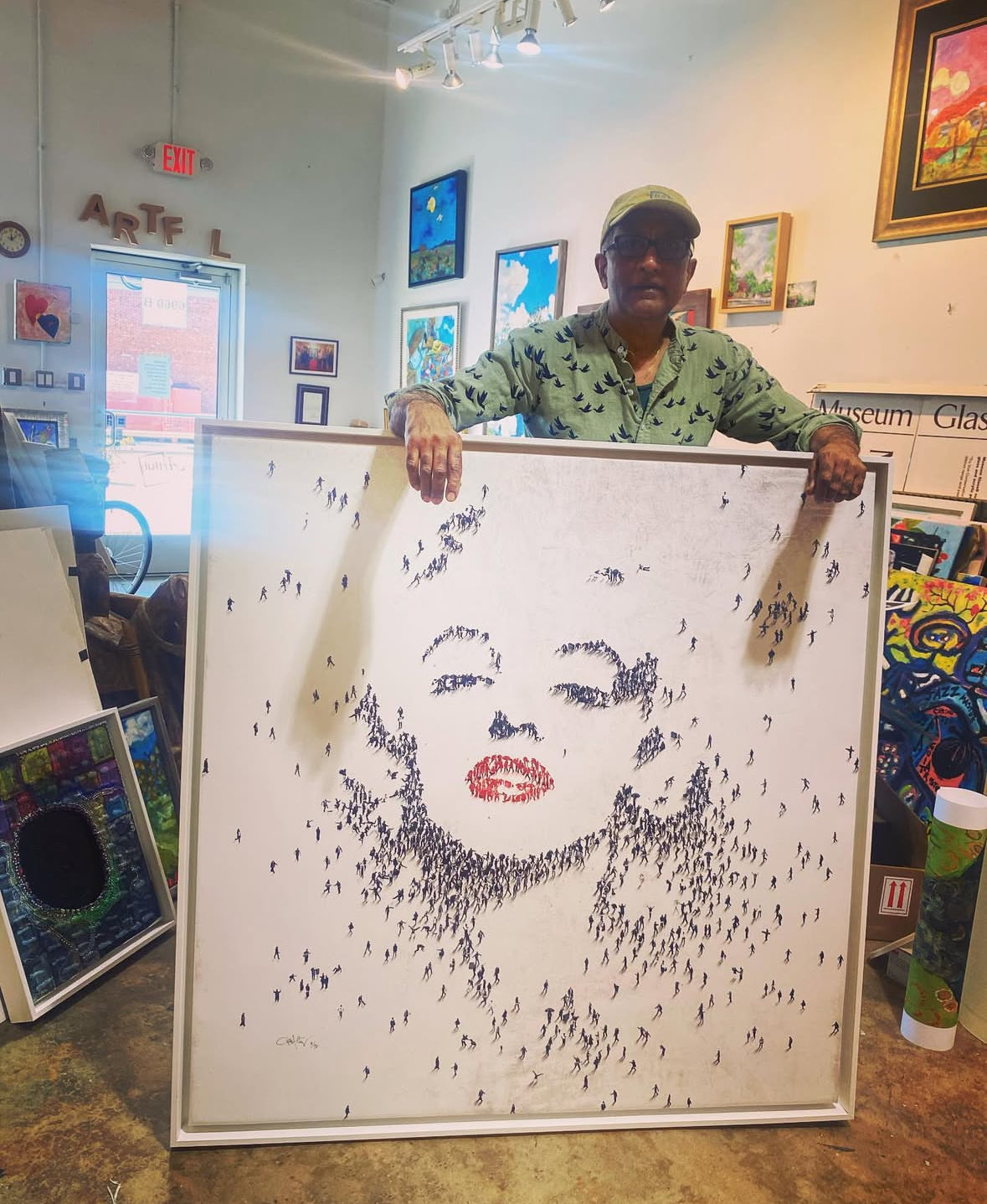 Canvas Stretching And Framing