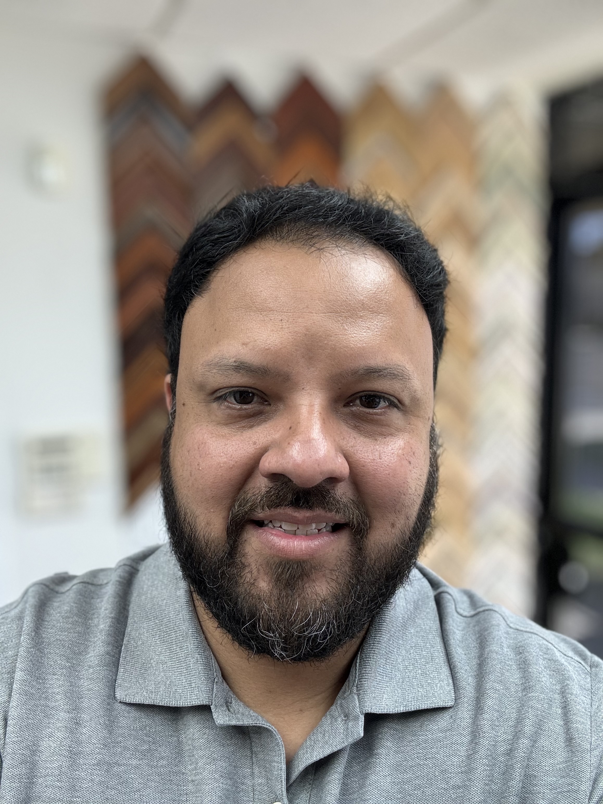 Mario Z - Owner/Framer